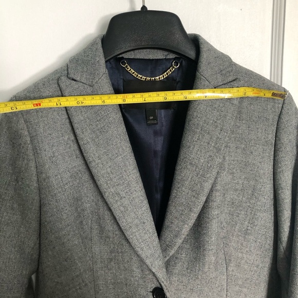 Excellent condition J crew Parke top coat in grey wool, size 0 petite - Picture 10 of 16